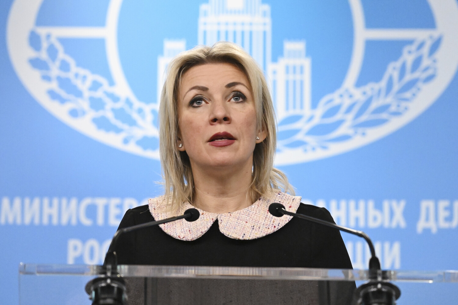 Захарова пообещала ответить на конфискацию российских активов Западом
